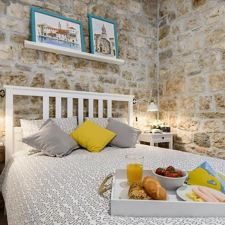 Apartment Fabijanko Oldtown Trogir Exterior photo